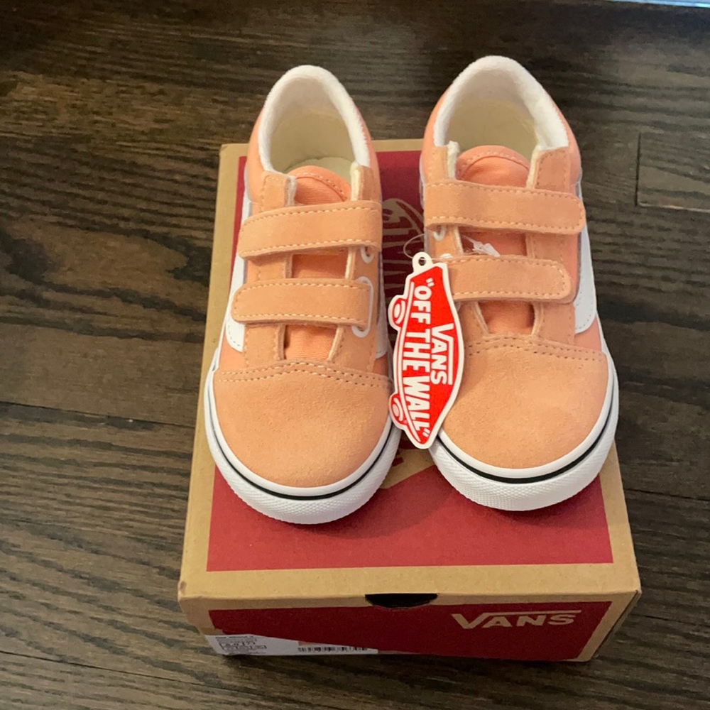 Vans Old Skool V- toddler size 8. New in box